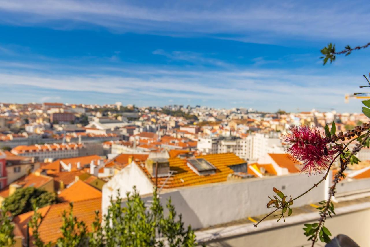 Castelo Design Aparment W/ Balcony & Super View By Lovelystay Lisbon Exterior photo
