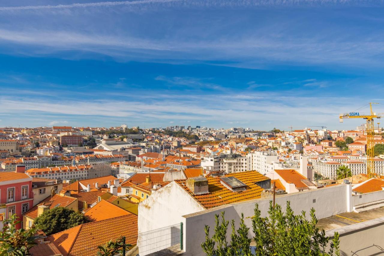 Castelo Design Aparment W/ Balcony & Super View By Lovelystay Lisbon Exterior photo