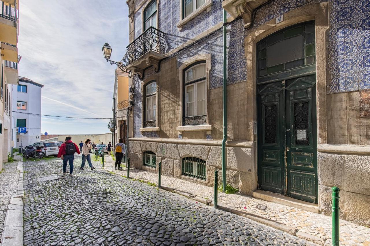 Castelo Design Aparment W/ Balcony & Super View By Lovelystay Lisbon Exterior photo